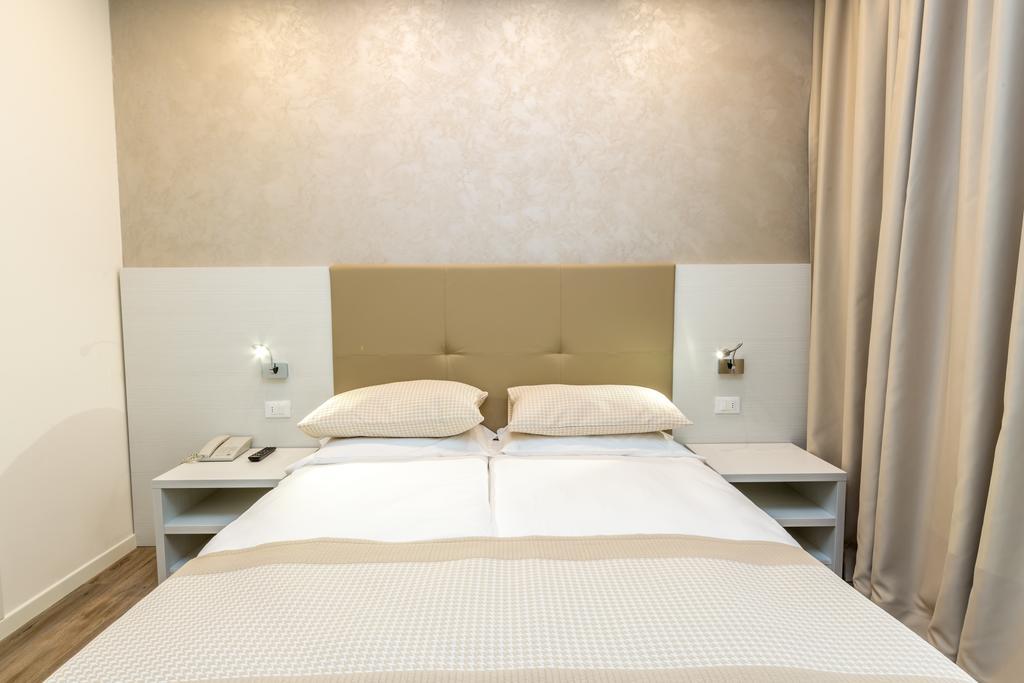 Hotel Touring 3*